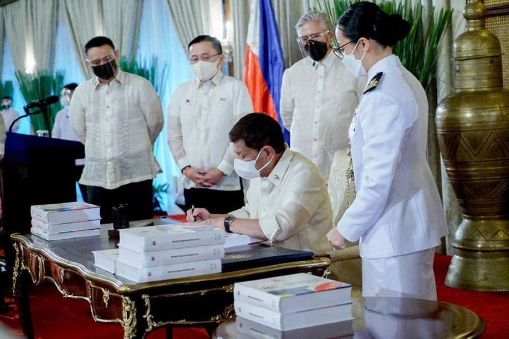 P5T budget heavy on coronavirus response - The Manila Times