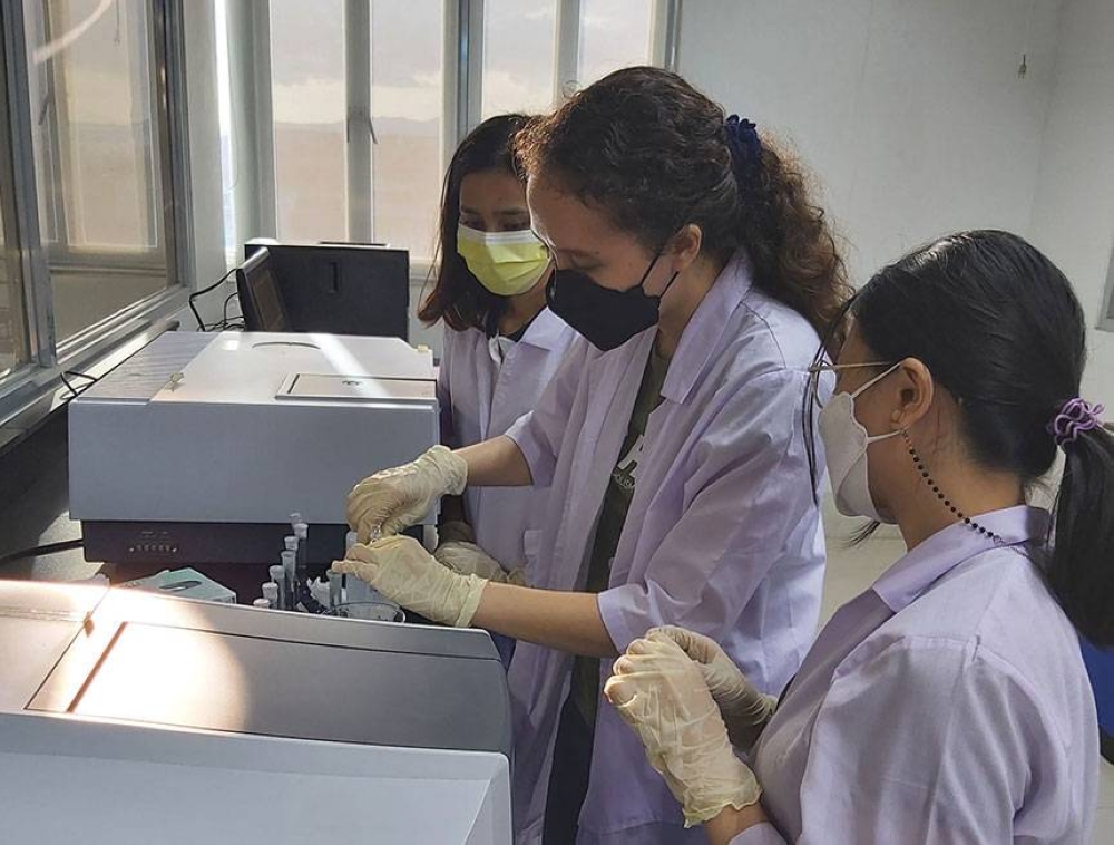 Photo of Estudiantes de ingeniería de BatStateU ganaron el hackatón de la UNESCO