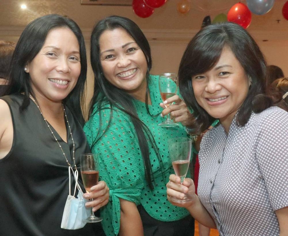 Benny Lim, Marijoy Vestel, Pia Roa