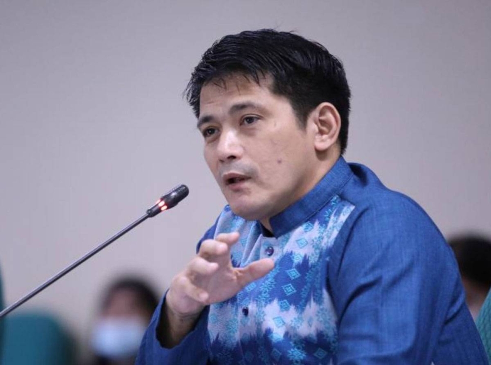 Robin Padilla visits de Lima