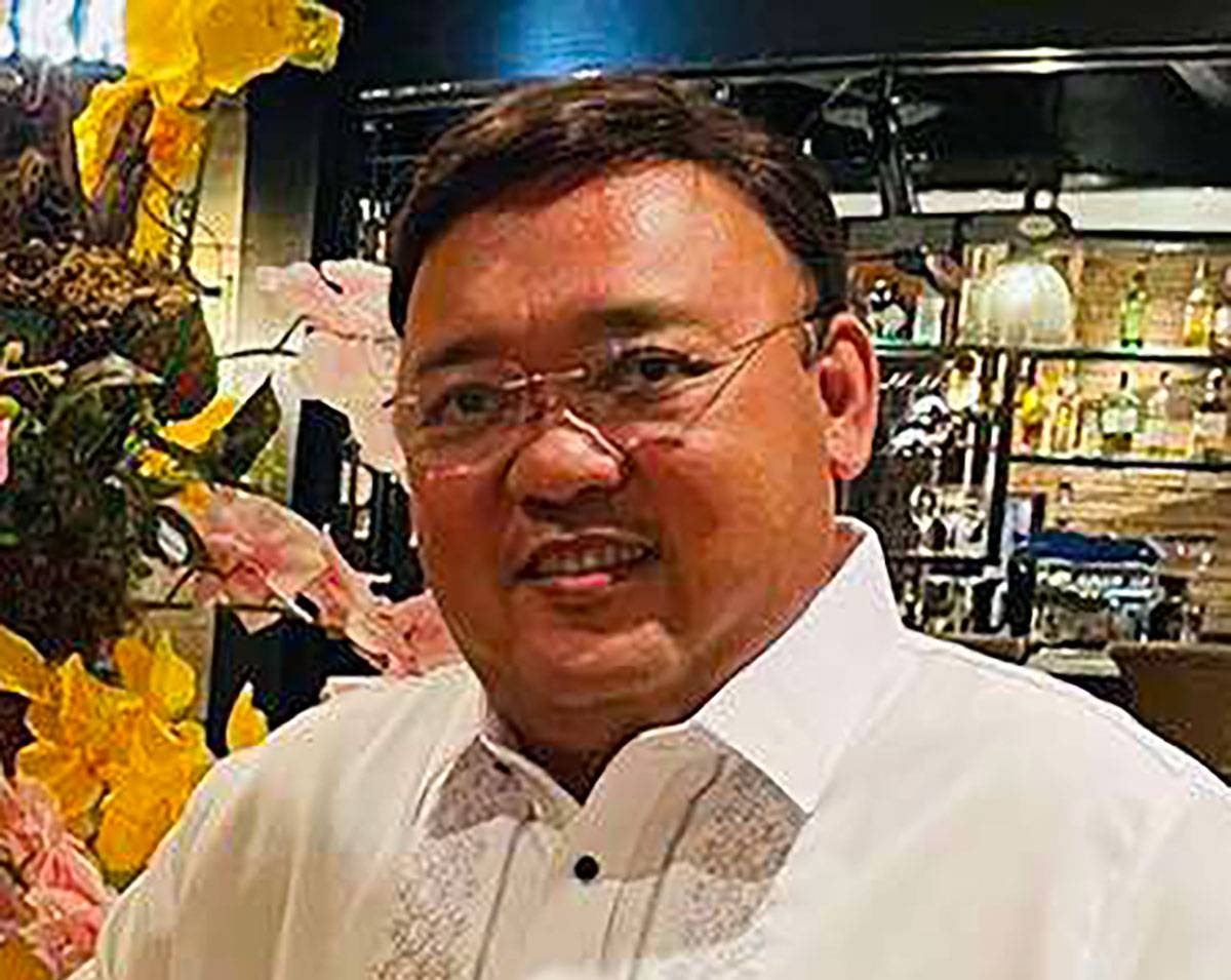 In a press statement on his Facebook page, Harry Roque said Duterte “reiterates his position that he would never allow foreigners to sit in judgment of him as long as Philippine courts are willing and able to do so.