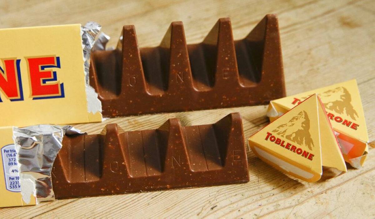 Toblerone upúšťa od ikonického dizajnu kvôli pravidlám ‚Swissness‘