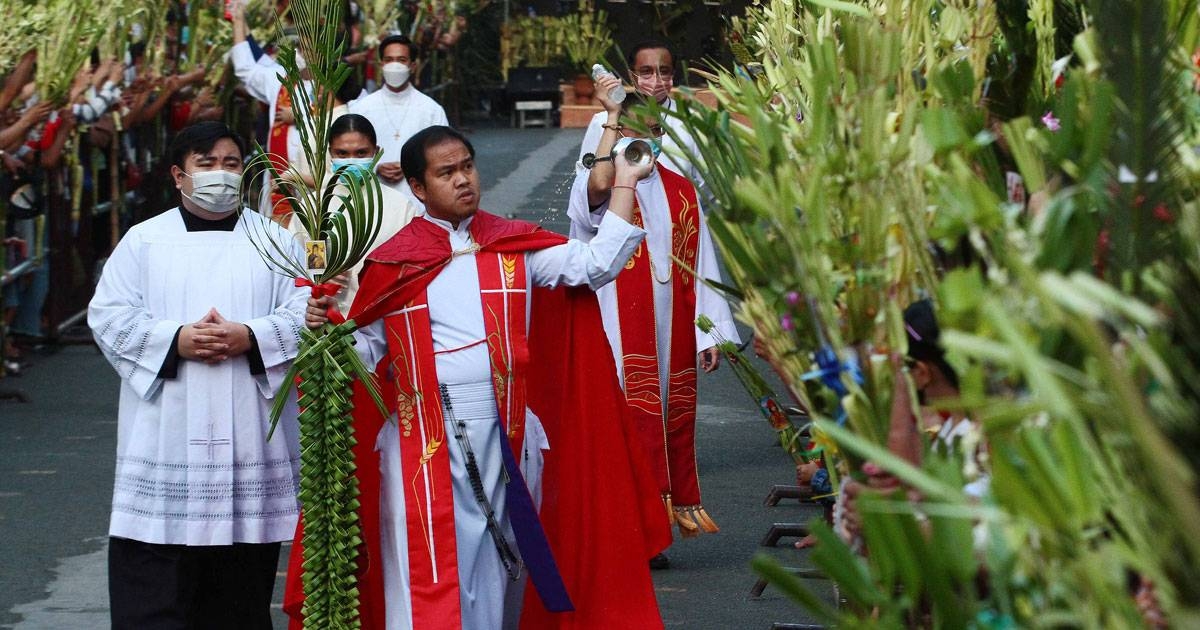 Commemorating Life Catholics commemorate life, faith of Jesus | The Manila Times
