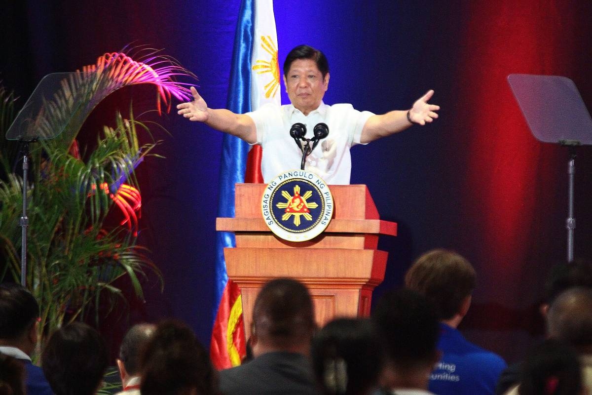 Marcos attends DOLE Labor Day fair | The Manila Times