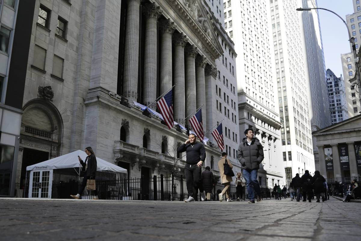 Wall Street rises on hopes US will not default | The Manila Times