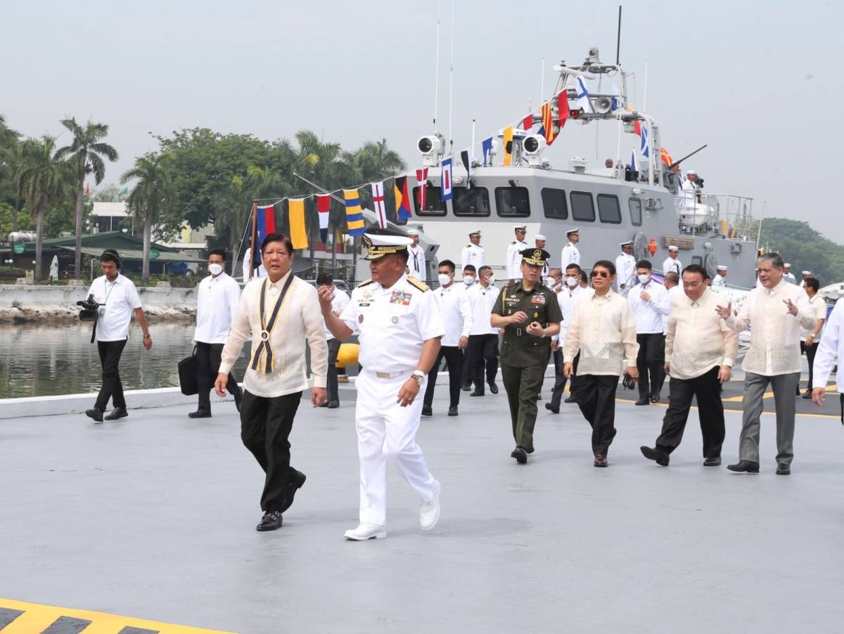 President Ferdinand Marcos Jr. and Philippine Navy officials board one of two new gunboats the Philippines has acquired from Israel and which will, among others, be part of naval patrol in the West Philippine Sea. Marcos commissioned the BRP Gener Tinangag and BRP Domingo Deluana on Friday, May 26, 2023, the 125th anniversary of the Philippine Navy.
PHOTOS BY RENE DILAN