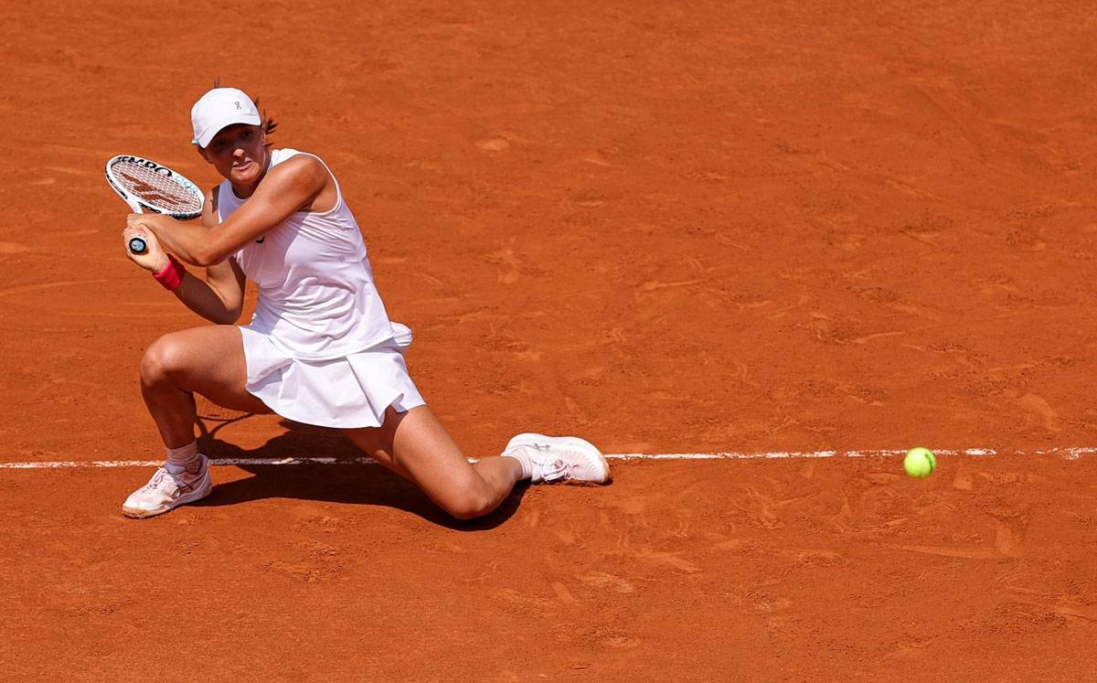 Aktualny mistrz Świątek awansuje do półfinału French Open