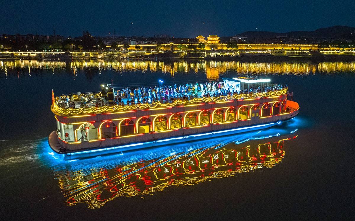 Beijing sees booming holiday consumption | The Manila Times - Vimarsana News