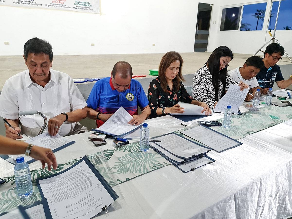4 Tarlac towns ink sisterhood pact | The Manila Times - Vimarsana News