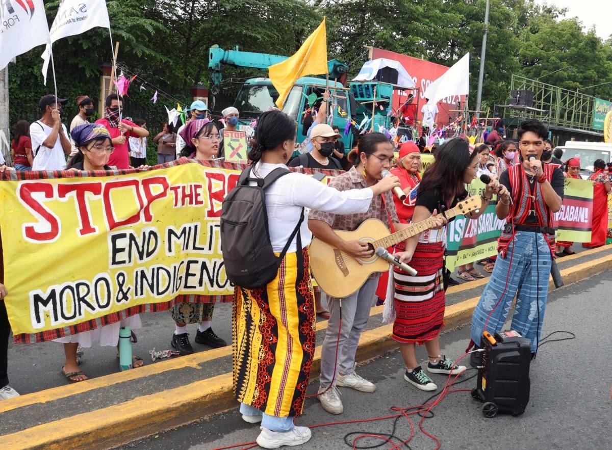 Police block rallyists in QC | The Manila Times - Vimarsana News