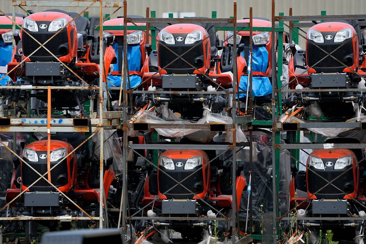 US economy jumps to a 2.4% growth rate | The Manila Times - Vimarsana News