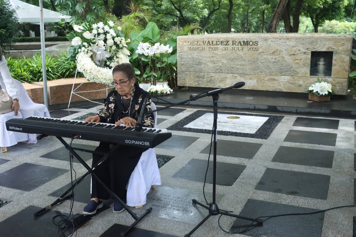 Former first lady Amelita ‘Ming’ Ramos leads the commemoration of the first death anniversary of former president Fidel V. Ramos at the Libingan ng mga Bayani in Taguig City on Monday, July 31, 2023. PHOTOS BY J. GERARD SEGUIA