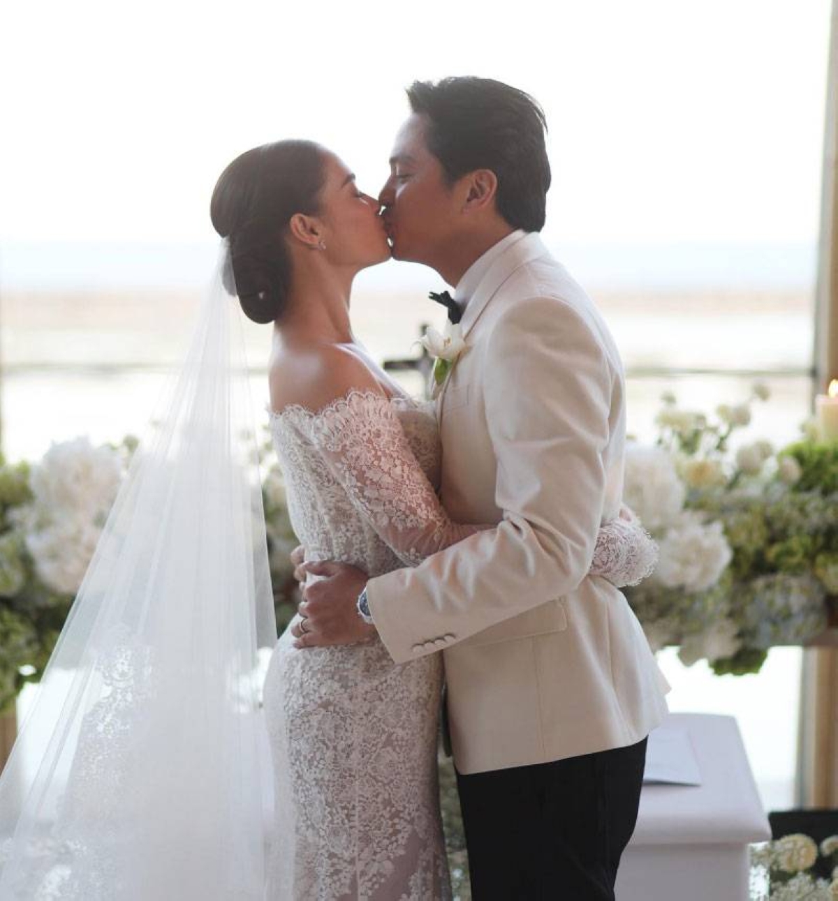 ‘And they are one.’ Maja Salvador marries Rambo Nuñez. INSTAGRAM PHOTOS/PATDY11, CHISSAI BAUTISTA