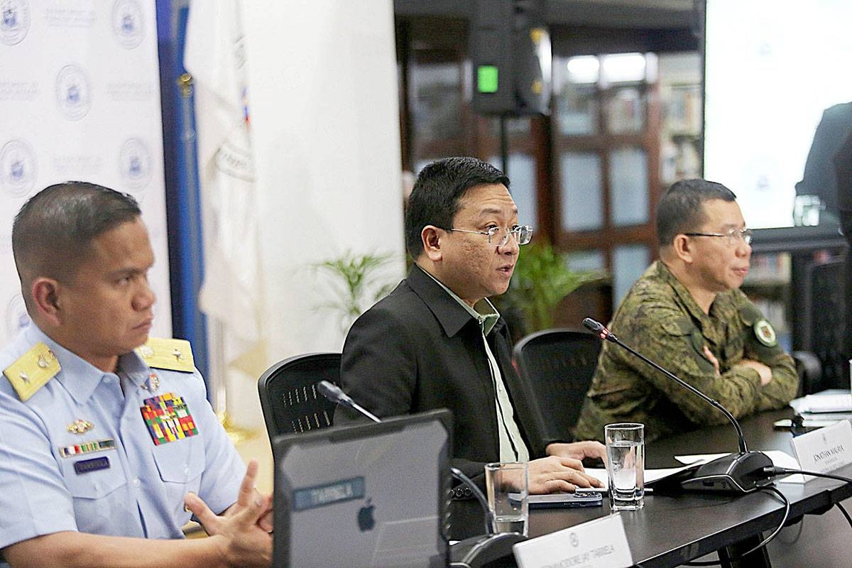 PH-US 'joint sails' in South China Sea eyed before year ends — Foreign Affairs spokesman - Vimarsana News