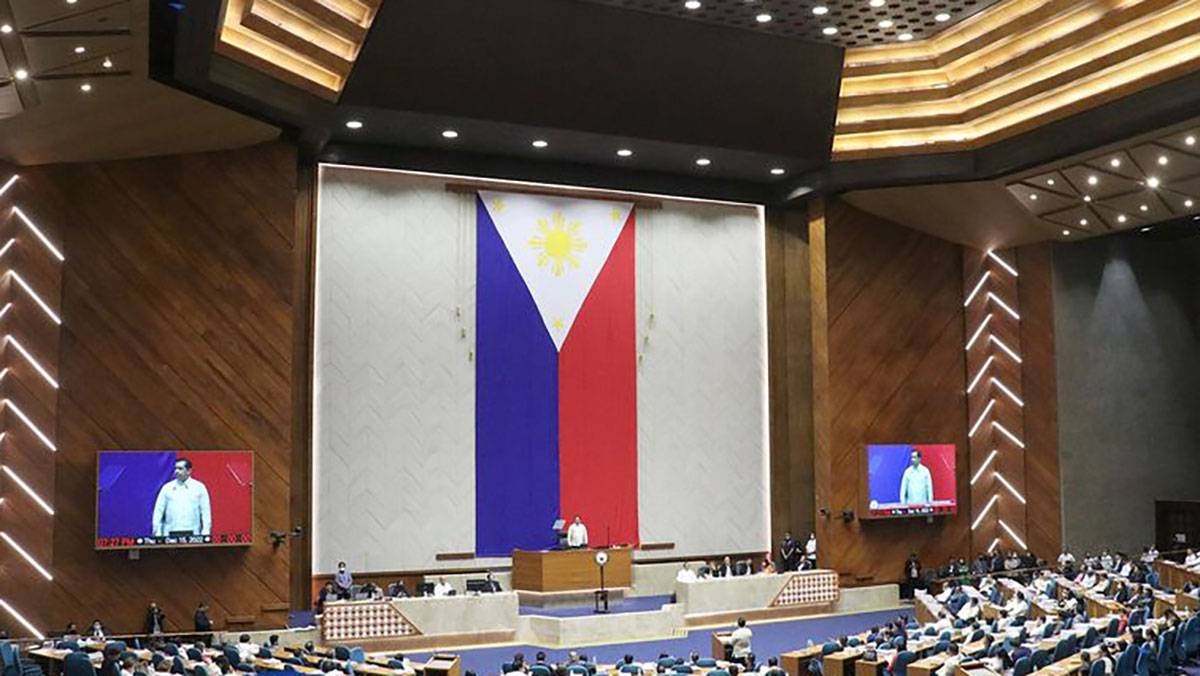 House panel head backs revised K-10 curriculum - Vimarsana News