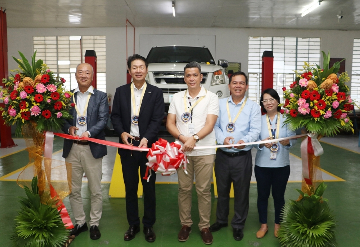 Isuzu renews partnership for quality education, knowledge-sharing - Vimarsana News