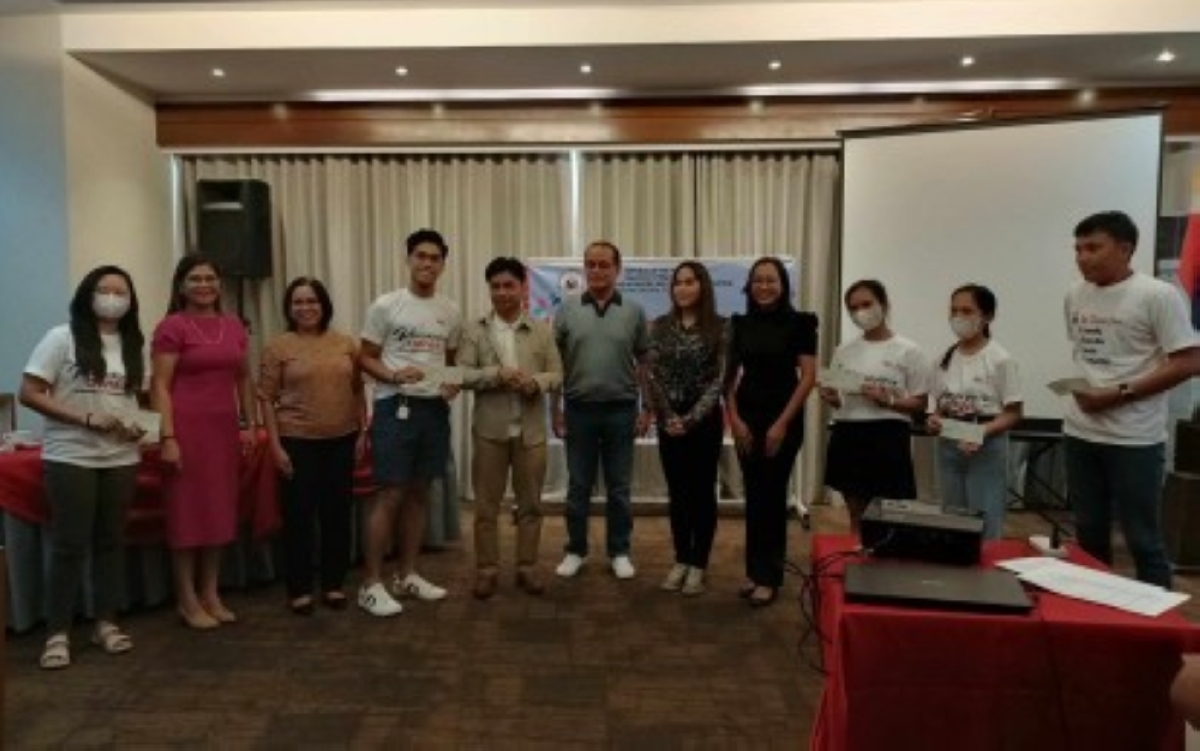 OFW dependents in WV get scholarship aid | The Manila Times - Vimarsana News