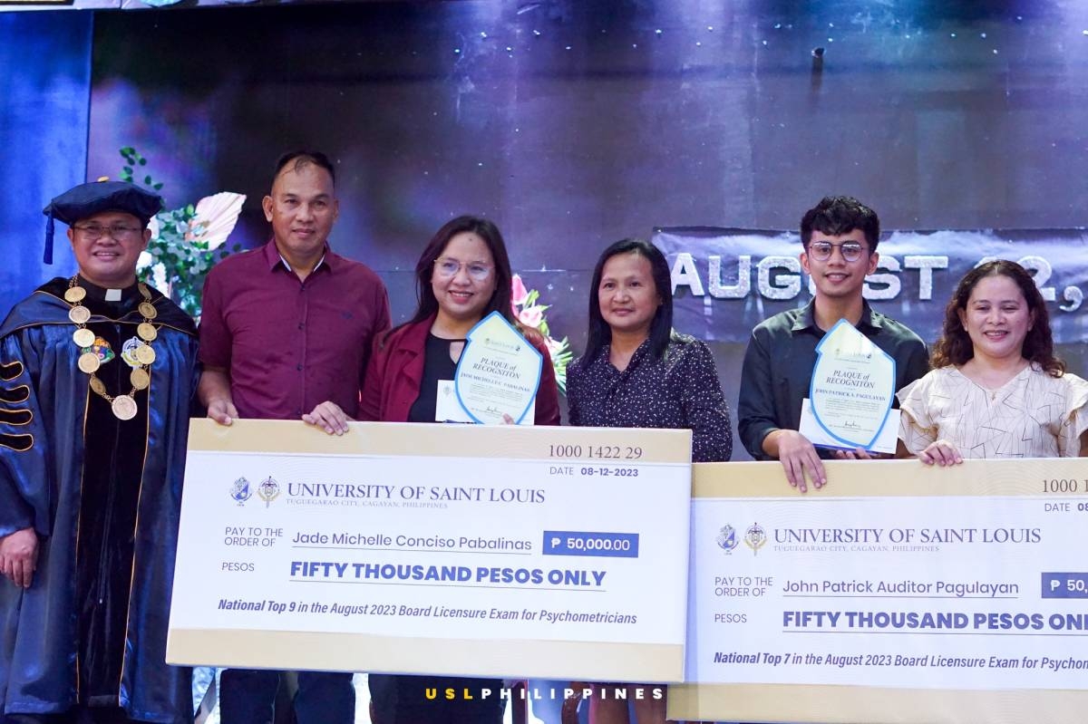 USL awards topnotchers with cash | The Manila Times - Vimarsana News