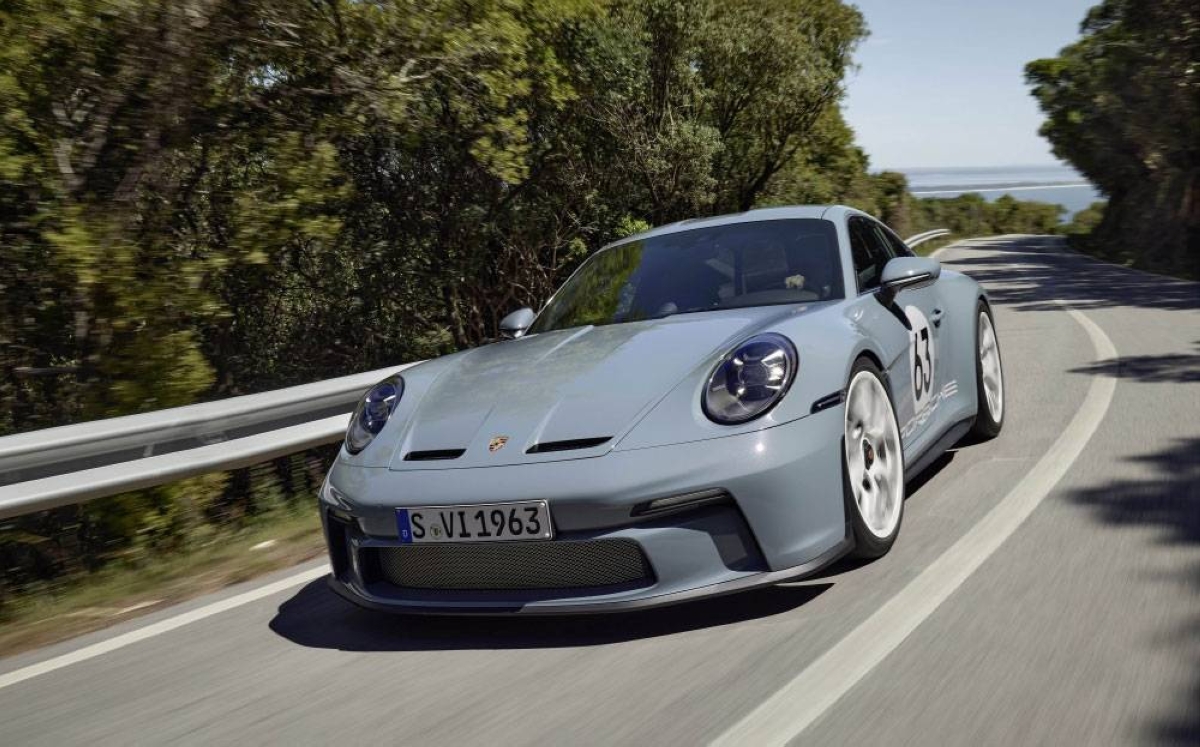 The essence of the new Porsche 911 S/T | The Manila Times - Vimarsana News