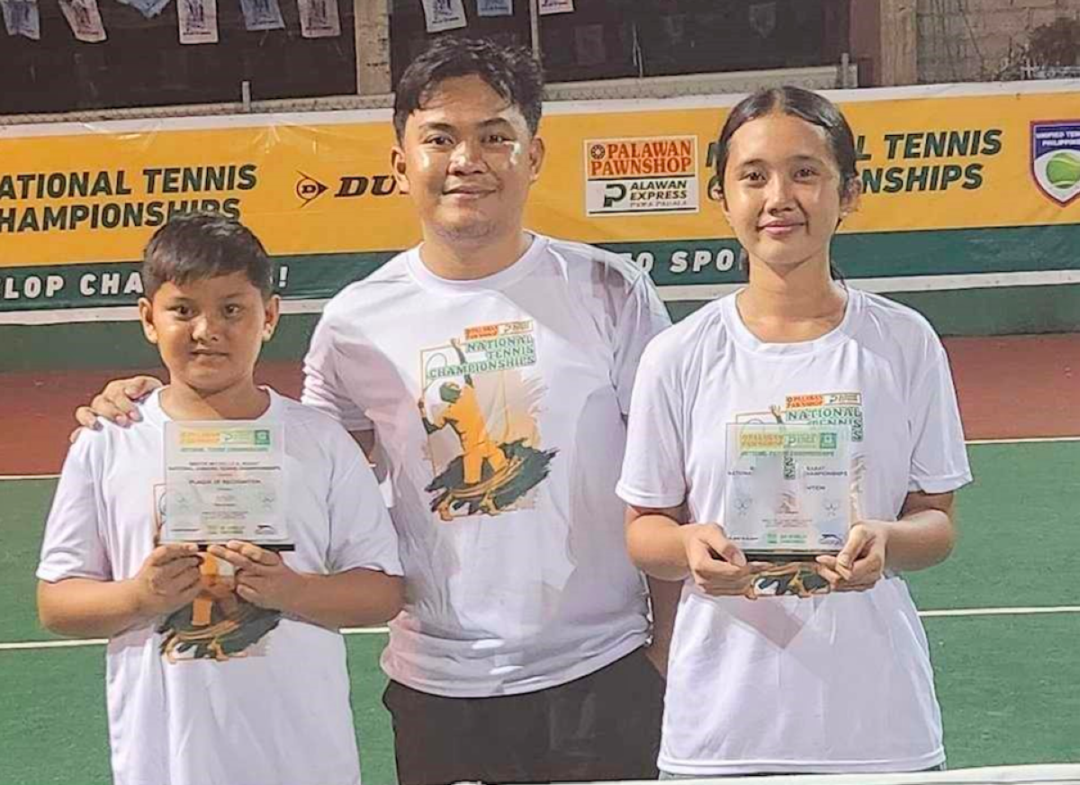  Chelsea Bernaldez (right) shares MVP honors with young Kresthan Belacas as Sainz Tennis Club president Jular Maybano looks on. CONTRIBUTED PHOTO