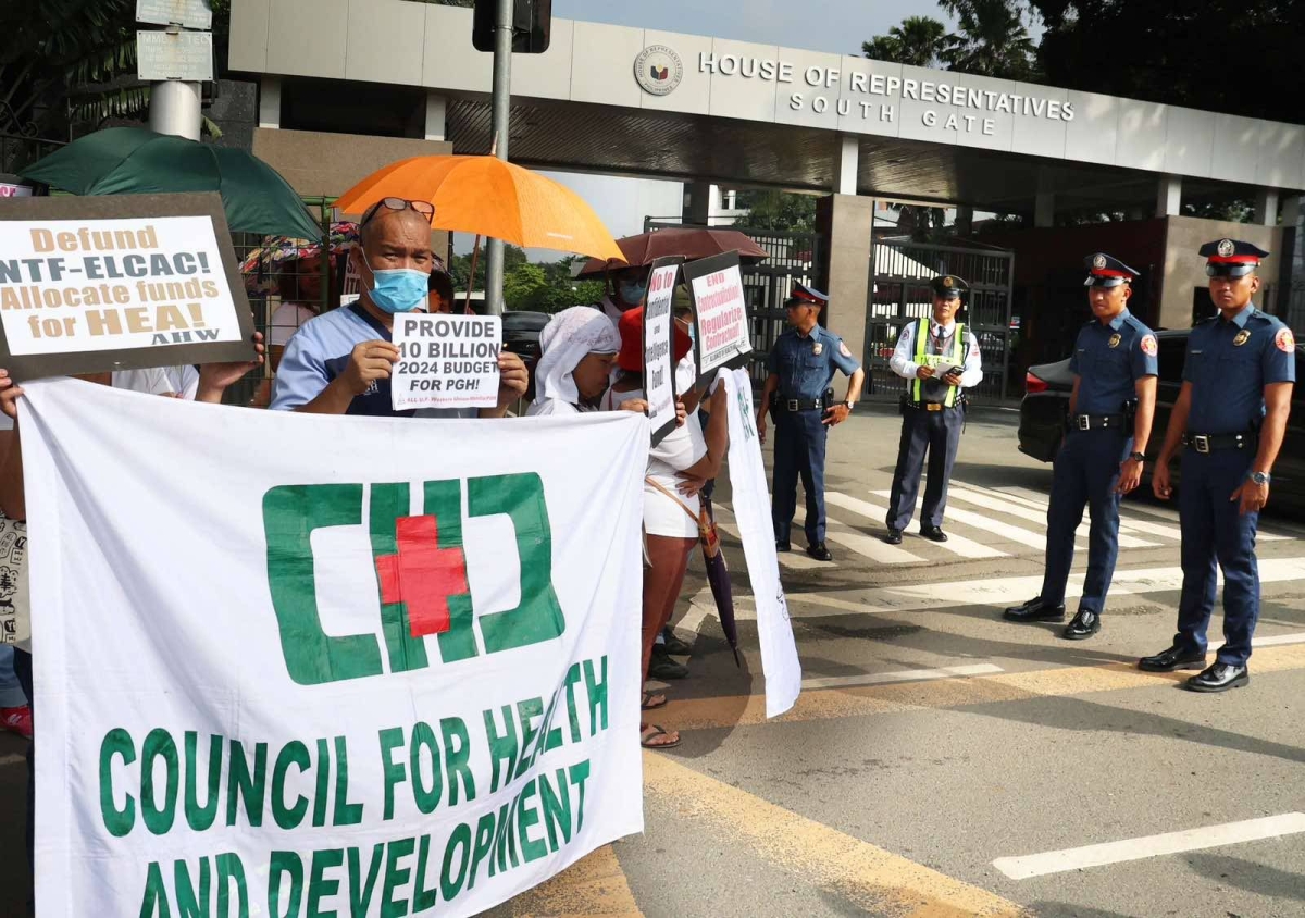 Health workers protest budget cut | The Manila Times