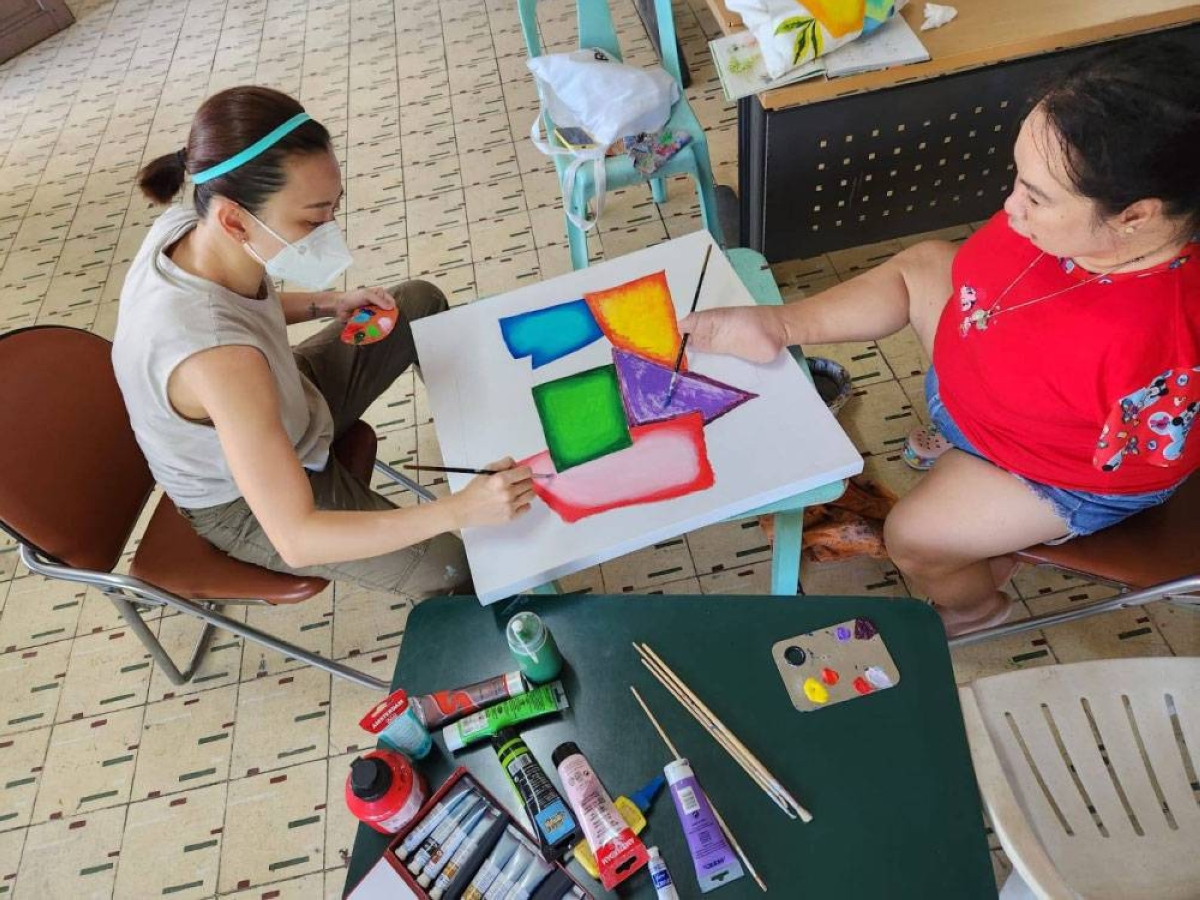 Rotary Manila helps special needs kids through art - Vimarsana News
