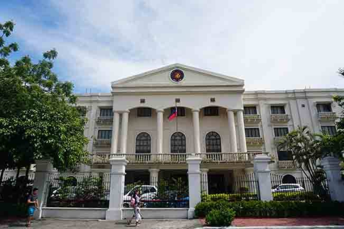 DBM issues SARO for DA program | The Manila Times - Vimarsana News