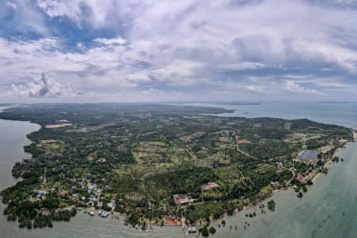 Indonesian villagers resist eviction for China-backed project - Vimarsana News