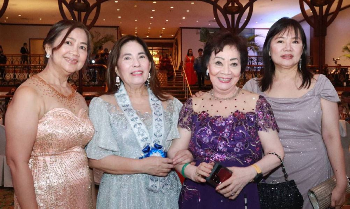 Nora See, Dr. Leonida Bayani-Ortiz, Rosita Sia and Annie Kho