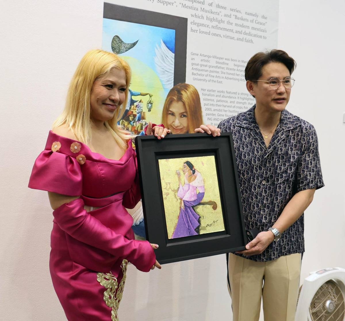 Steven Tan SM Supermalls president visits art exhibit | The Manila Times