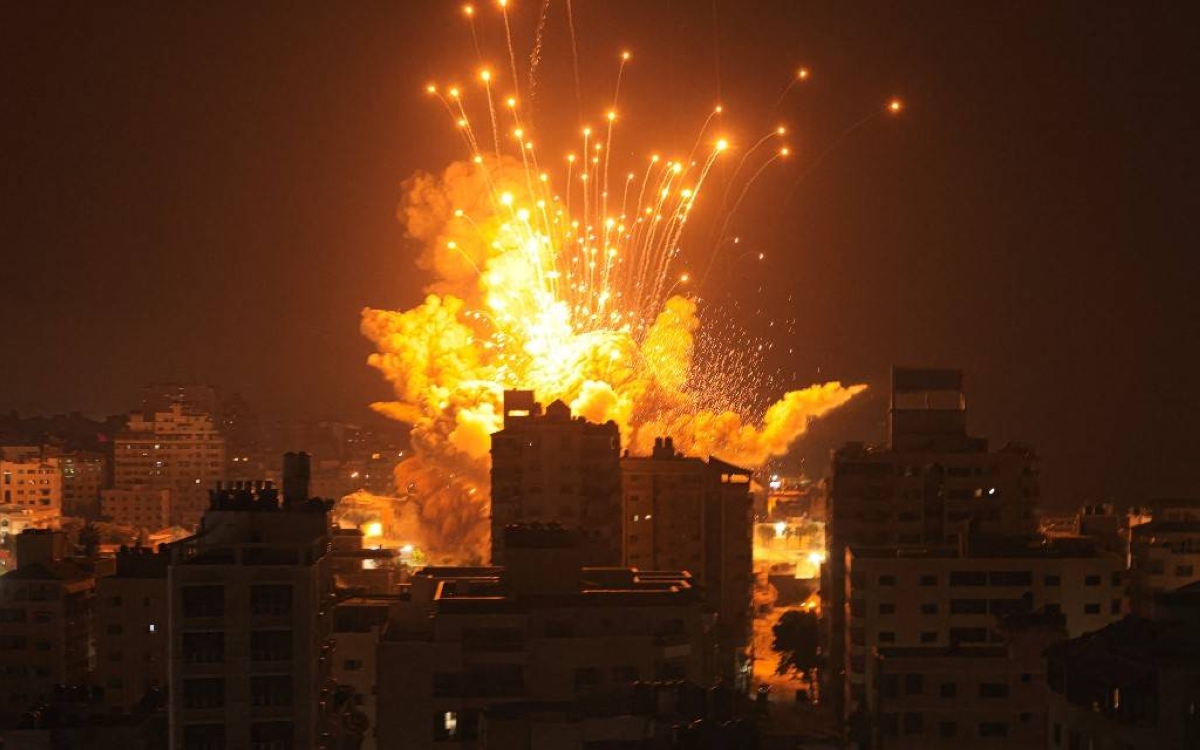 Israel, Gaza reel as death toll exceeds 1,100 in war with Hamas - Vimarsana News