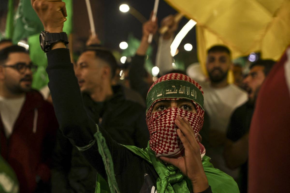'Ticking time bomb injury': Dad begs for wounded son's release from Hamas captivity - Vimarsana News