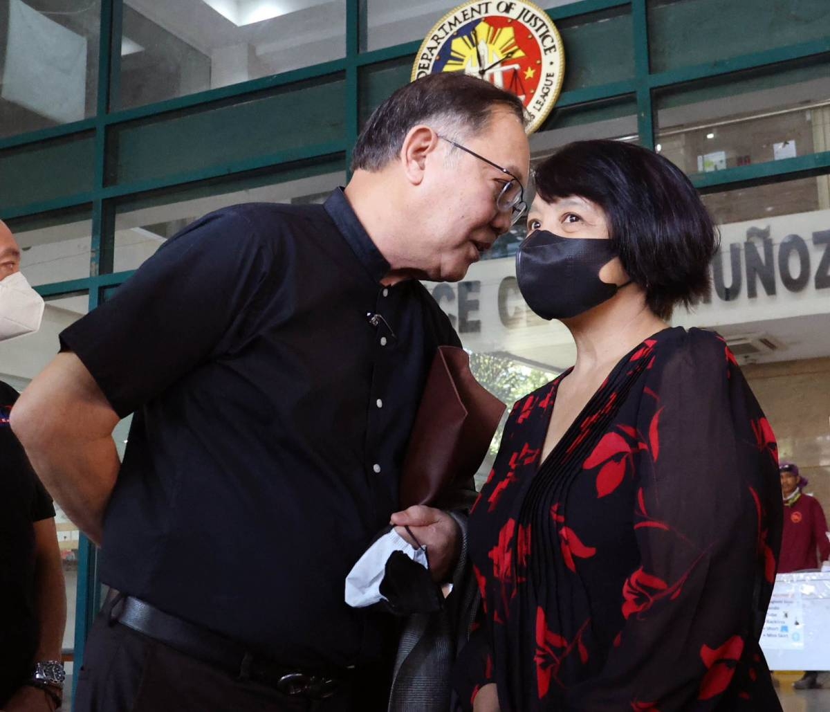 GRAVE THREATS | The Manila Times