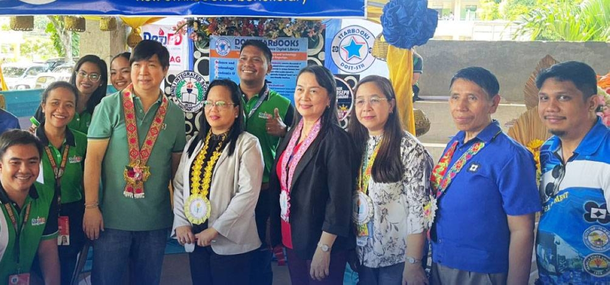 DoST turns over e-Library to 30 schools in Isabela - Vimarsana News