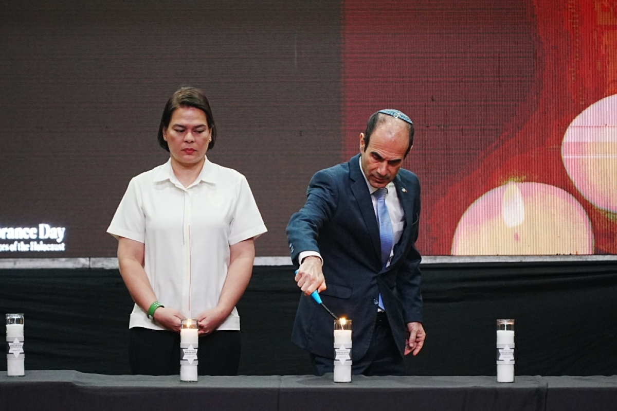 Vice President Duterte and Ambassador Fluss light candles to pray for ...