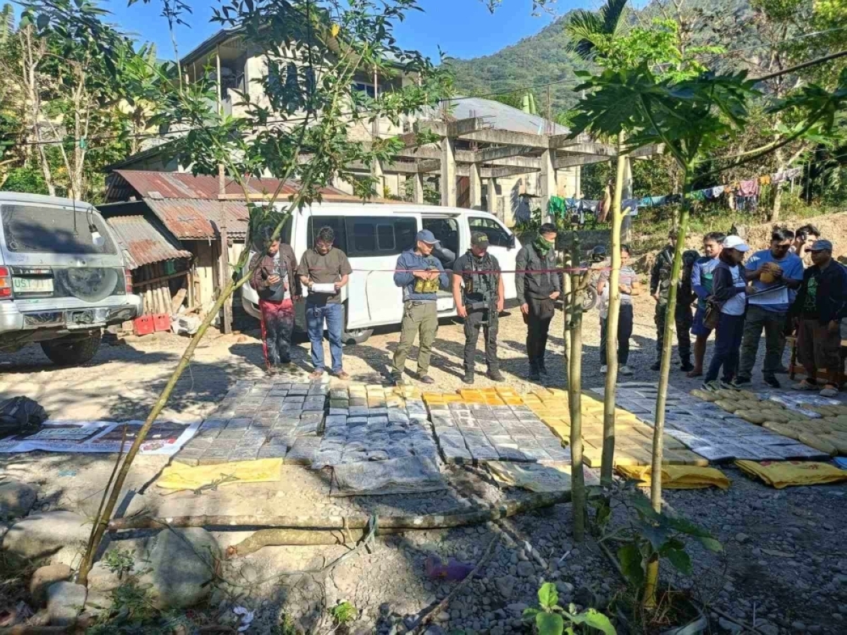 Abandoned car yields P28-M marijuana | The Manila Times - Vimarsana News