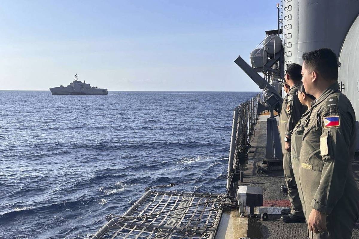 PH-US hold 3rd joint patrol in South China Sea - Vimarsana News