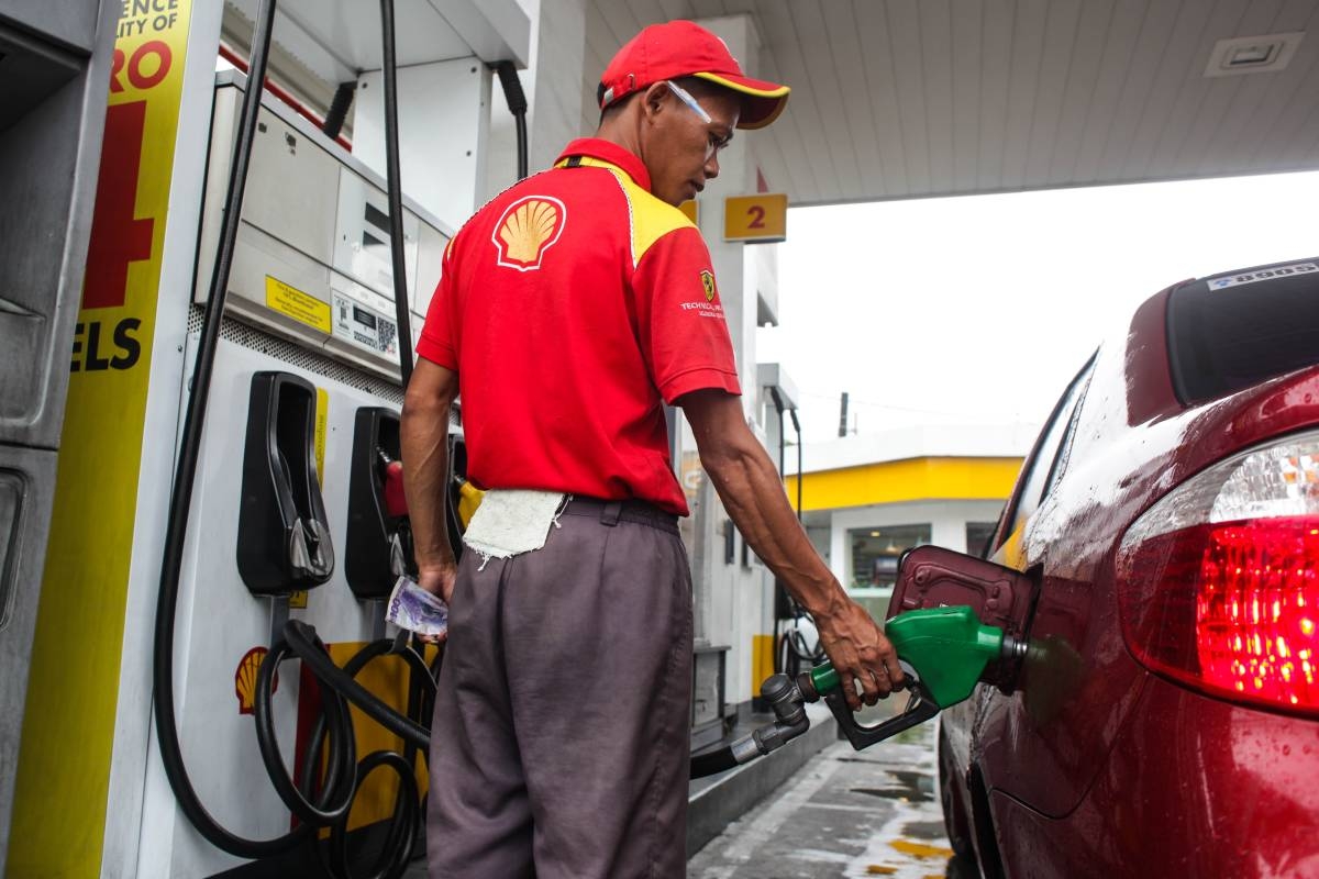 Fuel prices drop | The Manila Times - Vimarsana News