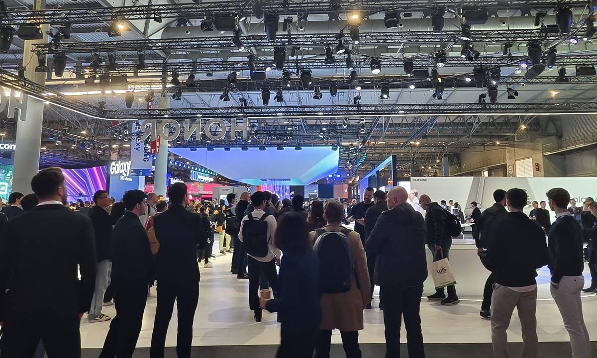 Chinese companies shine at MWC 2024, with 5G, AI products on display