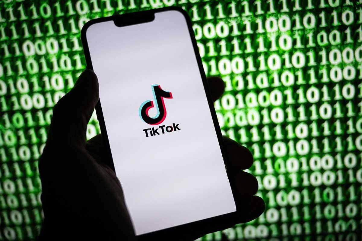 US lawmakers tune out TikTok lobbying to advance bill to ban app