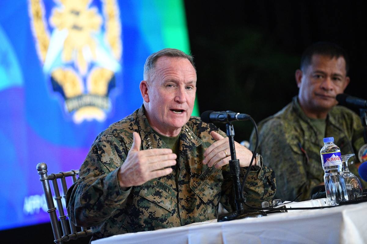 US marines Lieutenant General William Jurney (left), US exercise director, speaks while Philippine exercise director army Major General Marvin Lucudine listens during a press conference at the military headquarters in Manila on April 22, 2024, after the opening ceremony of the Philippine and US annual joint military exercise. PHOTO BY ALJIBE / AFP
