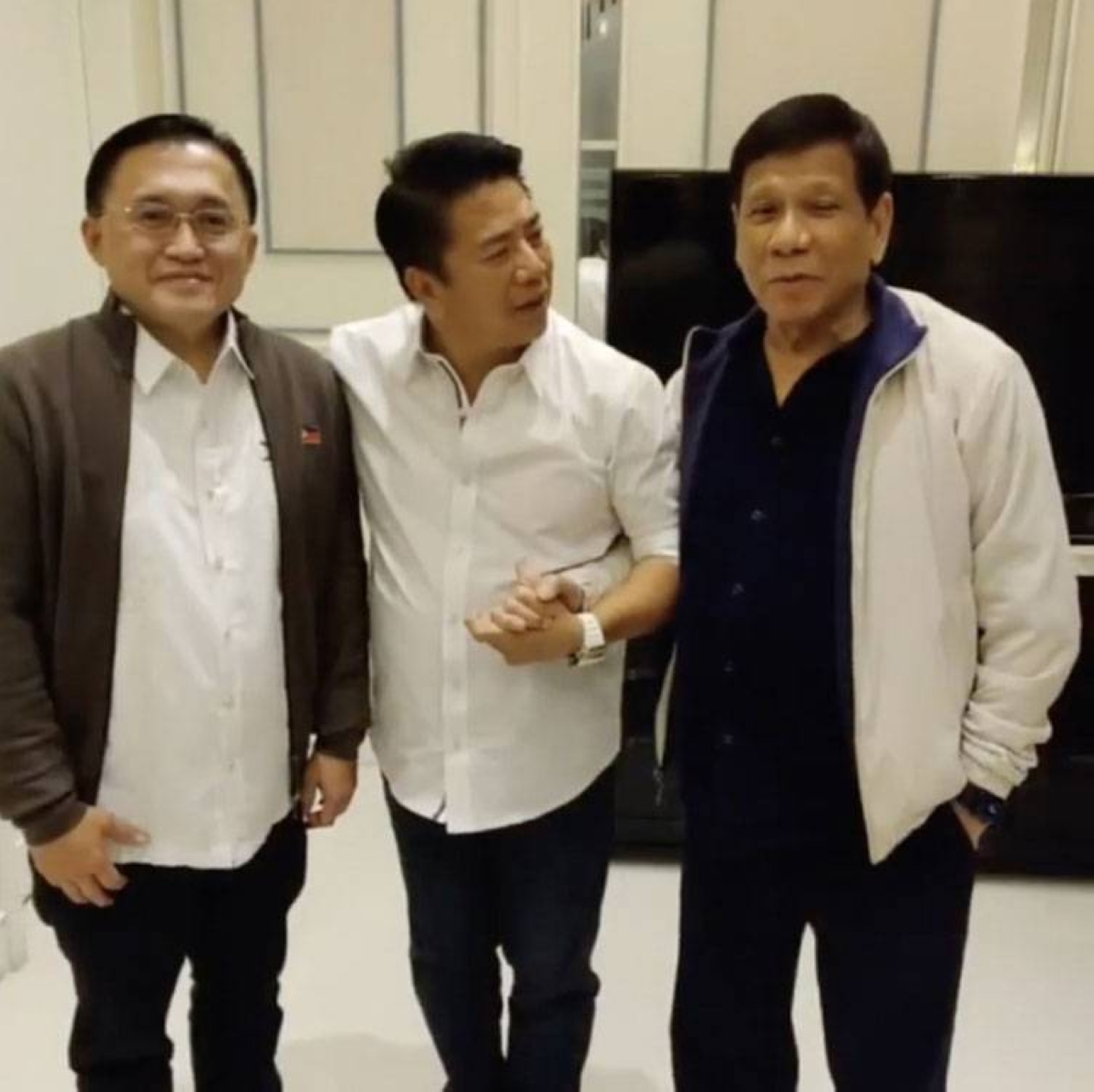 Three years ago, the TV host met with Senator Bong Go and former president Rodrigo Duterte to discuss his political plans. FACEBOOK PHOTO/SENATORBONGGO