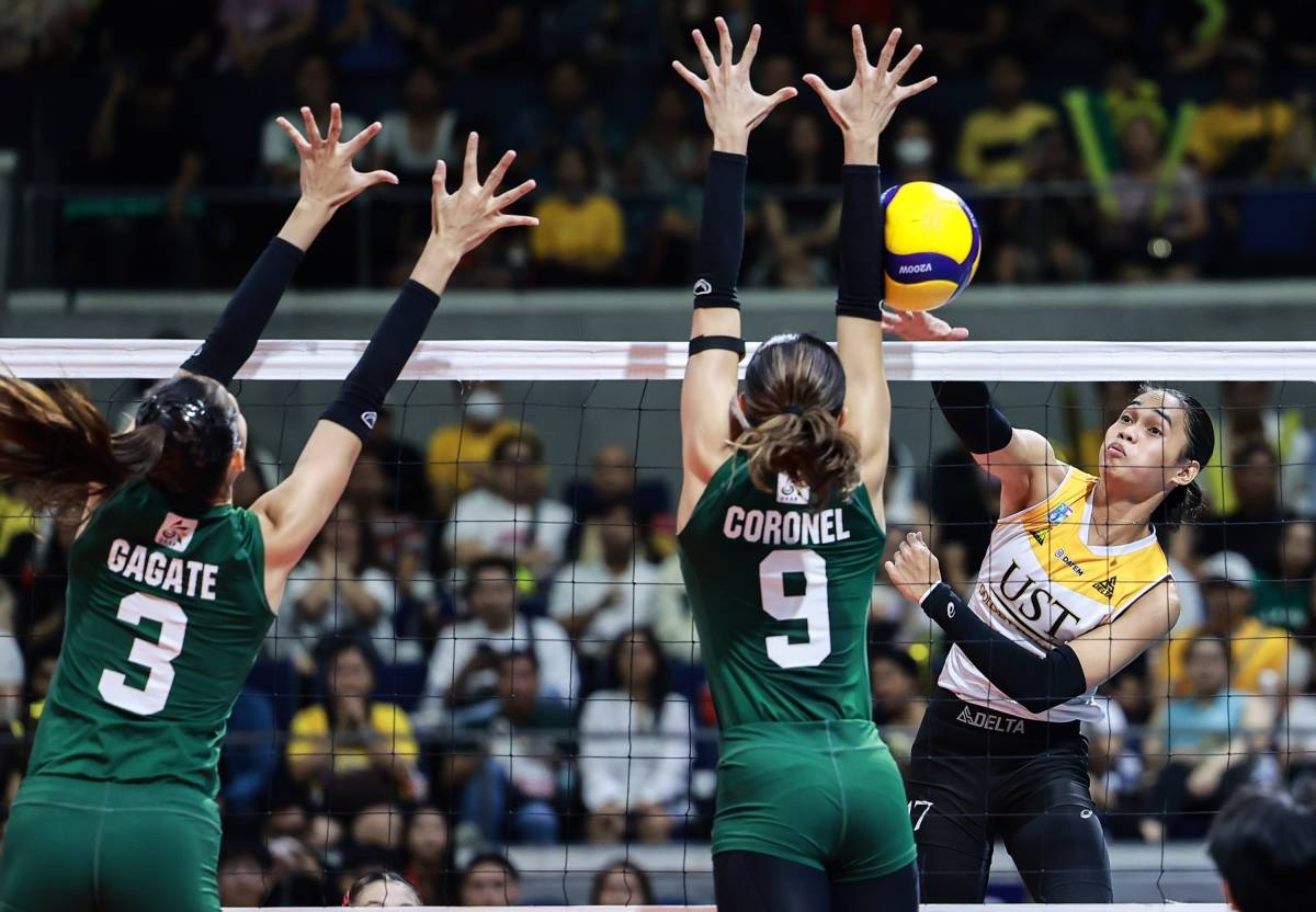 UST spoils Canino's return, tops La Salle to clinch twice-to-beat semis ...
