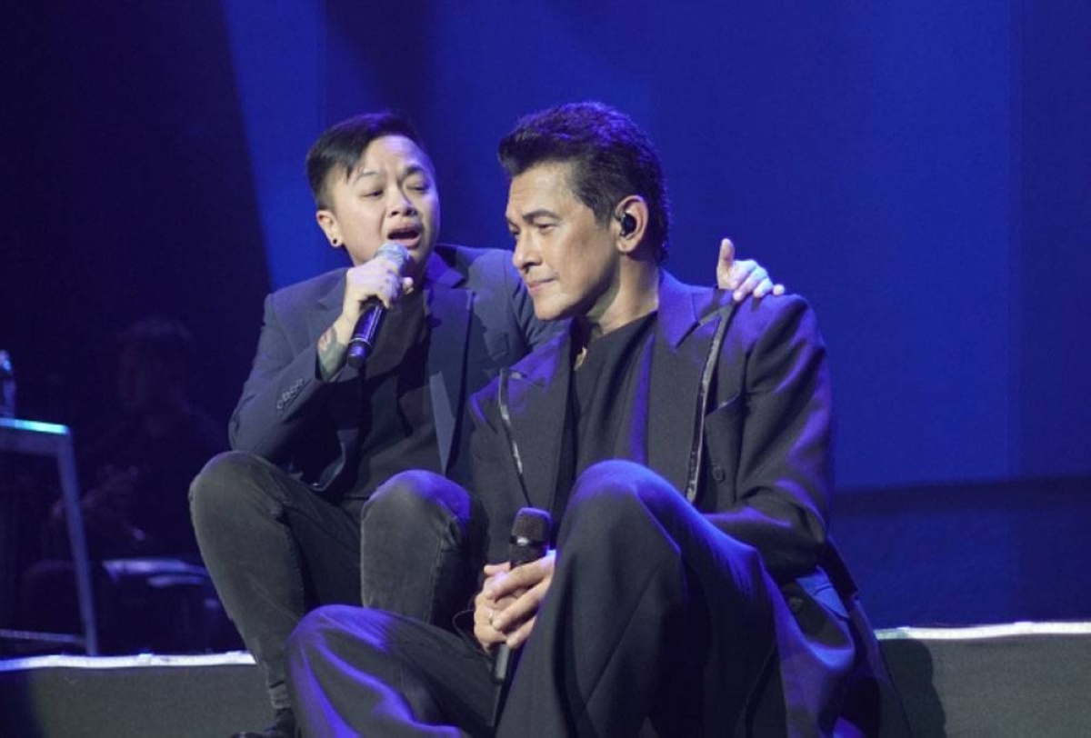 During their duet at the ‘Pure Energy’ concert, Gary V. did not hide his deep admiration for Ice Seguerra’s artistry.