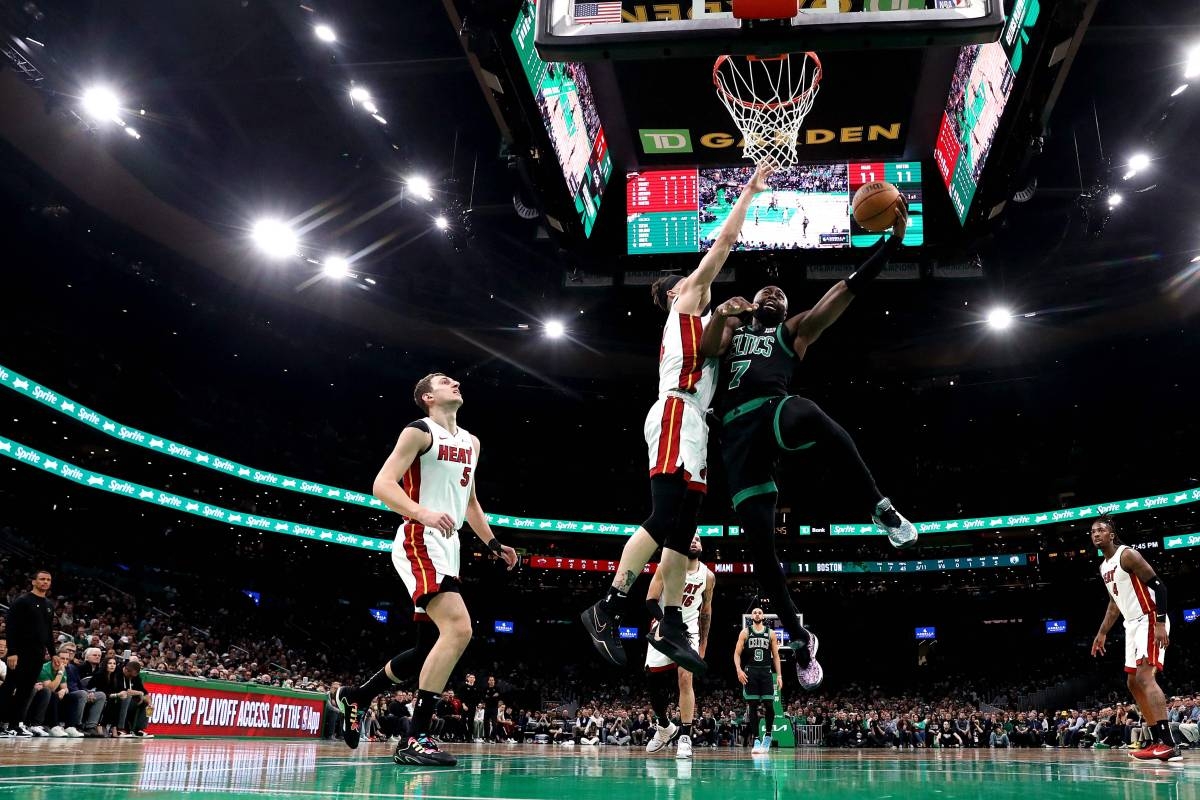 MOVING FORWARD Jaylen Brown of the Boston Celtics takes a shot against Tyler Herro of the Miami Heat during Game 5 of the Eastern Conference Playoffs at TD Garden on Wednesday, May 1, 2024, in Boston, Massachusetts. AFP PHOTO