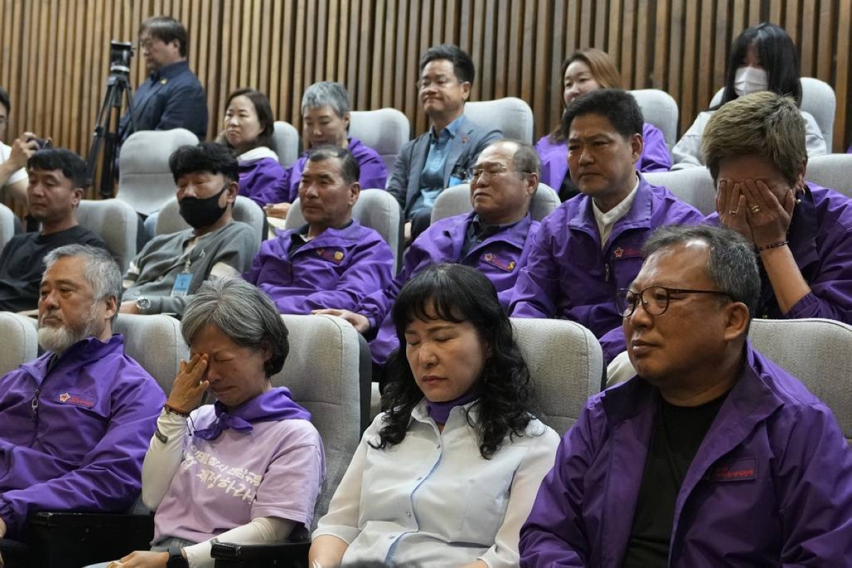 STILL GRIEVING Bereaved family members of the victims of the 2022 Halloween crush react at the National Assembly in South Korea’s capital Seoul on Thursday, May 2, 2024. AP PHOTO