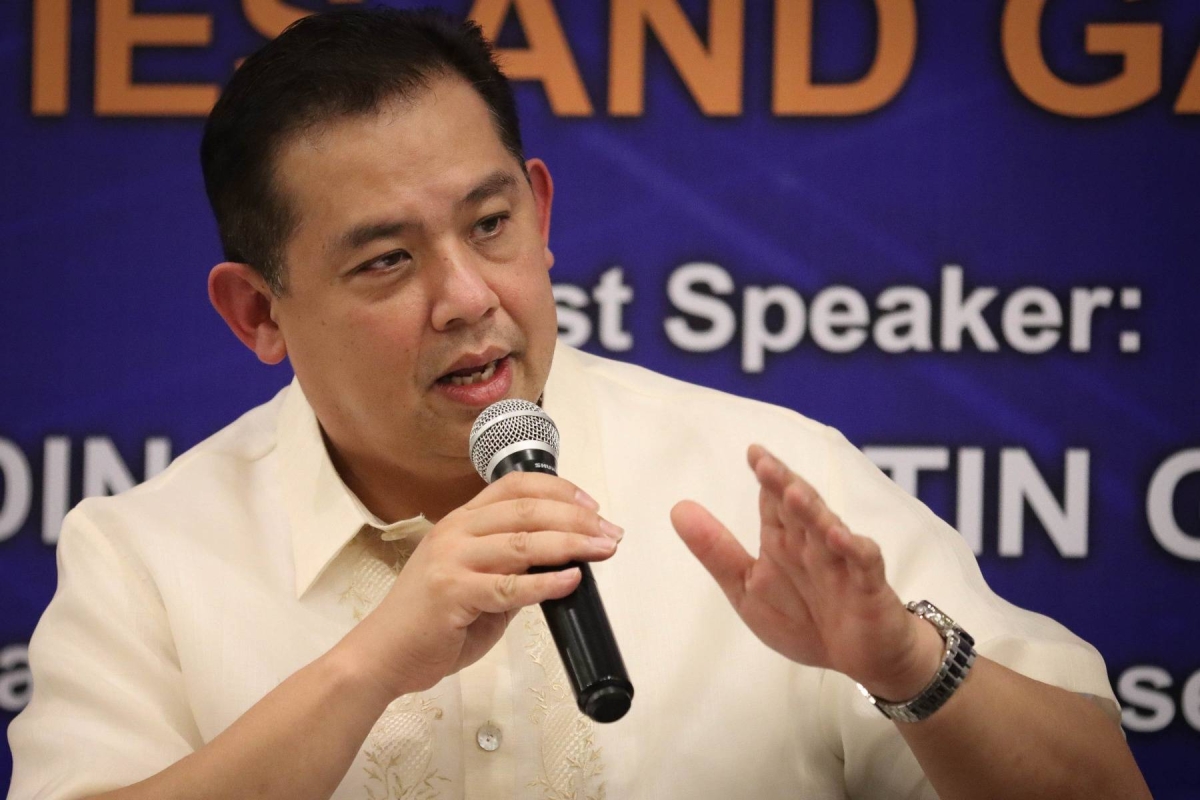 040822_Martin Romualdez-JGSEGUIA-House of Representatives Speaker, Martin Romualdez, discusses the economic plans of the current administration during the Philippine Chamber of Commerce and Industry's 3rd General Membership Meeting entitled, The Legislative Agenda: Priorities and Gameplans held at the Makati Diamond Resistances, Thursday afternoon. PHOTO BY J. GERARD SEGUIA