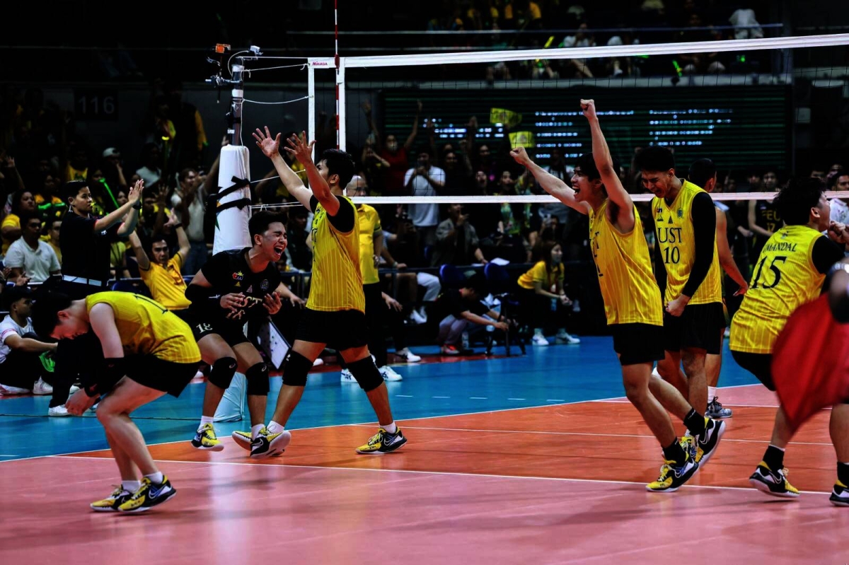 ust vs nu showdown in uaap finals begins