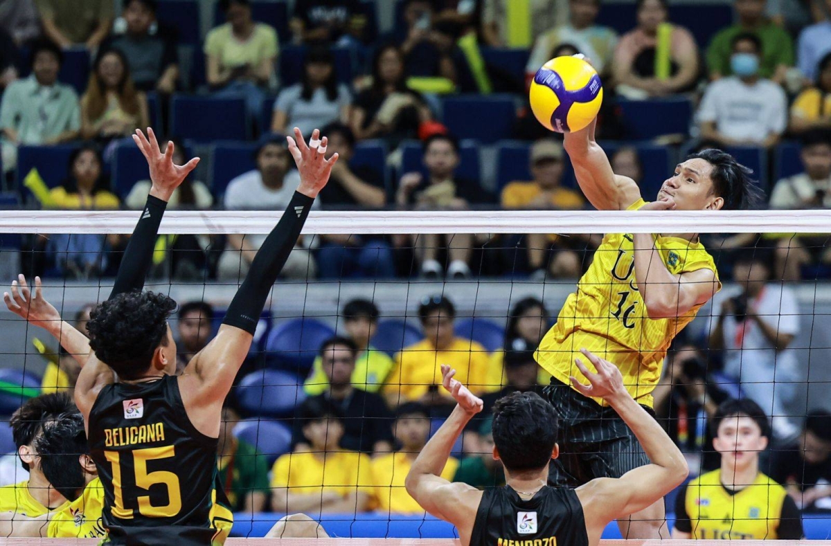 ust vs nu showdown in uaap finals begins