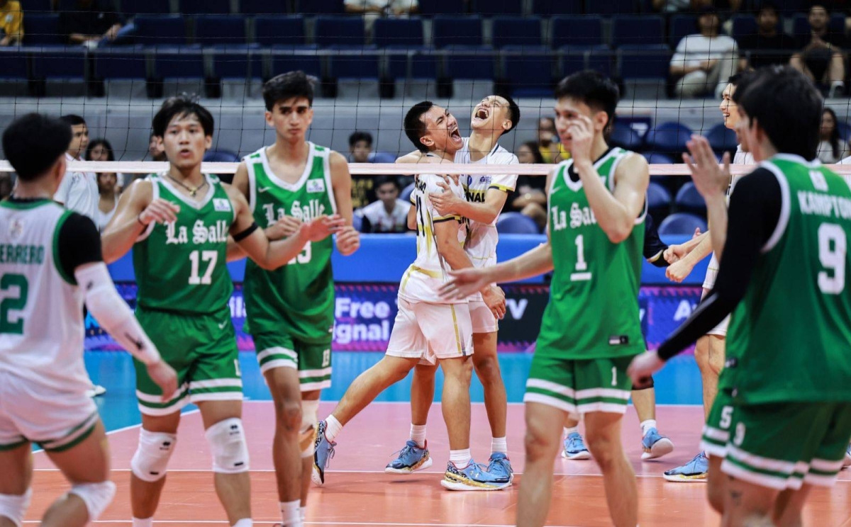 bulldogs oust green spikers to reach finals
